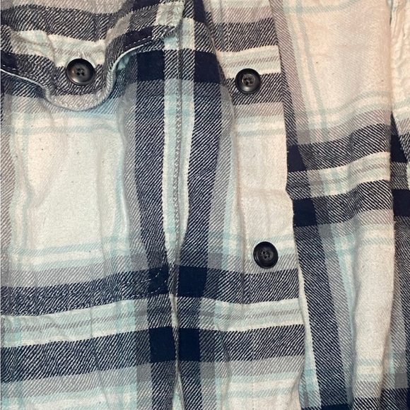 Sonoma Women’s Blue & White Plaid Flannel Shirt - Picture 4 of 5